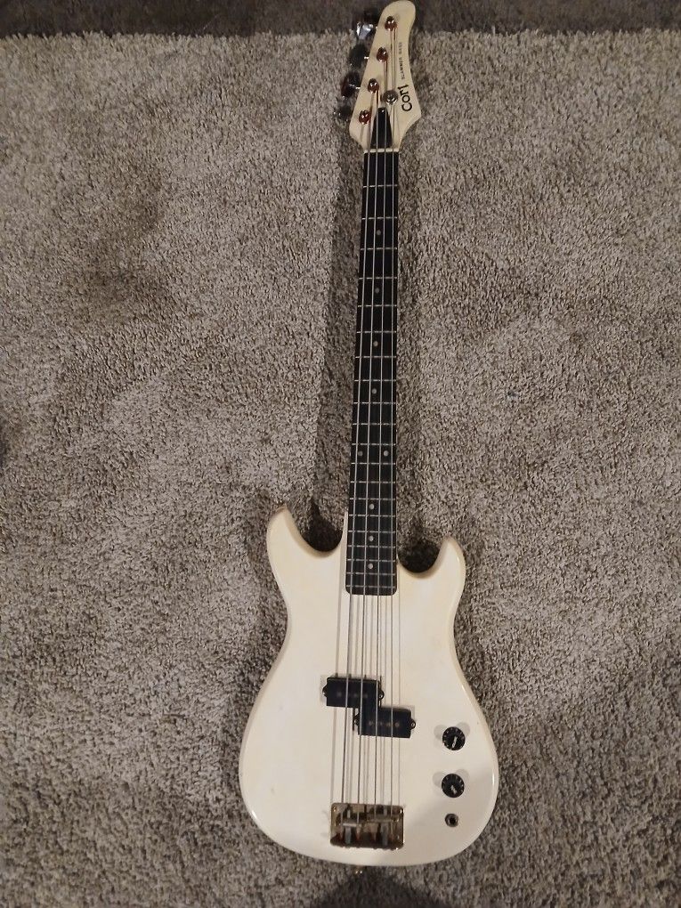 Cort Slammer Bass Guitar