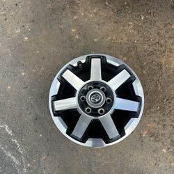 17 In Toyota  Rim