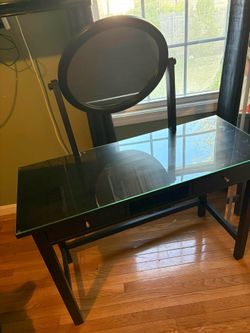 Dark brown vanity