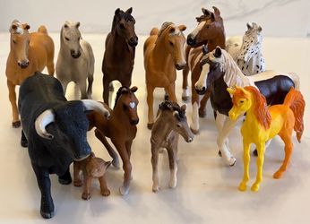 Schleich Animal Figure Lot (12)