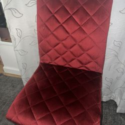 RED VELVET CHAIR 