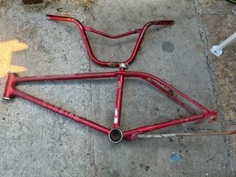 1977 Schwinn scrambler 20 inch frame and handle bars