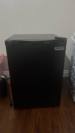 Mini fridge