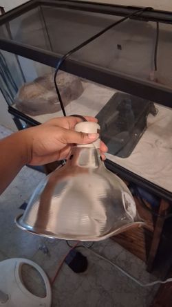 Metallic heating lamp