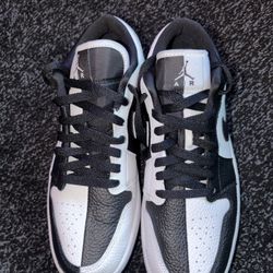 Nike Women's  Size  10 Jordan 1 Low SE Homage split White Black