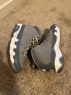 Air Jordan 9 Retro Cool Grey Sneakers