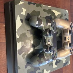 PS4 Slim Two Controls