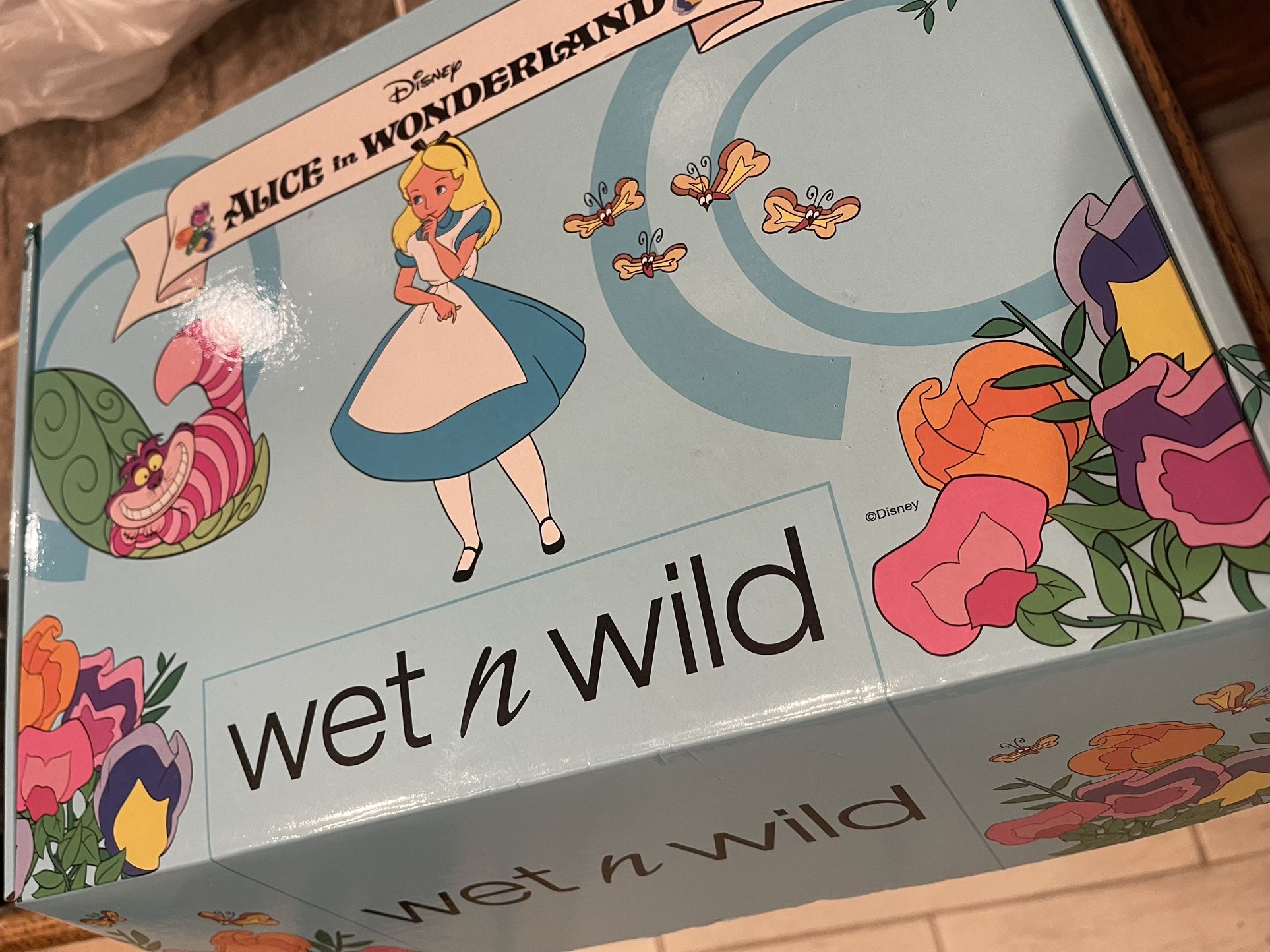 Alice In Wonderland Wet N Wild Makeup Set