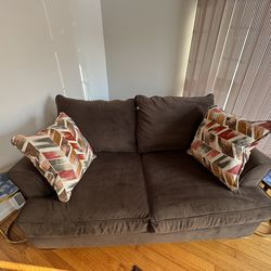 Royal Bella Chocolate Velvet Loveseat