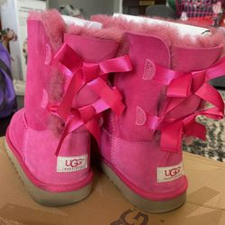Bailey Bow Uggs