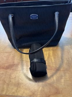 Black And Gray Michael Kors Diaper Bag With Changing Pad
