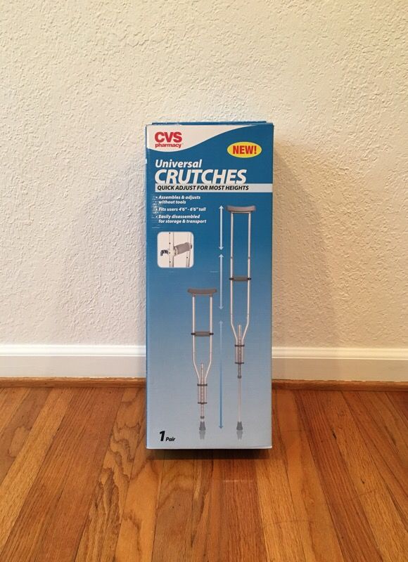 CVS Aluminum Walking Crutches with Comfortable Underarm Pad & Handgrip for Sale in Gardena, CA