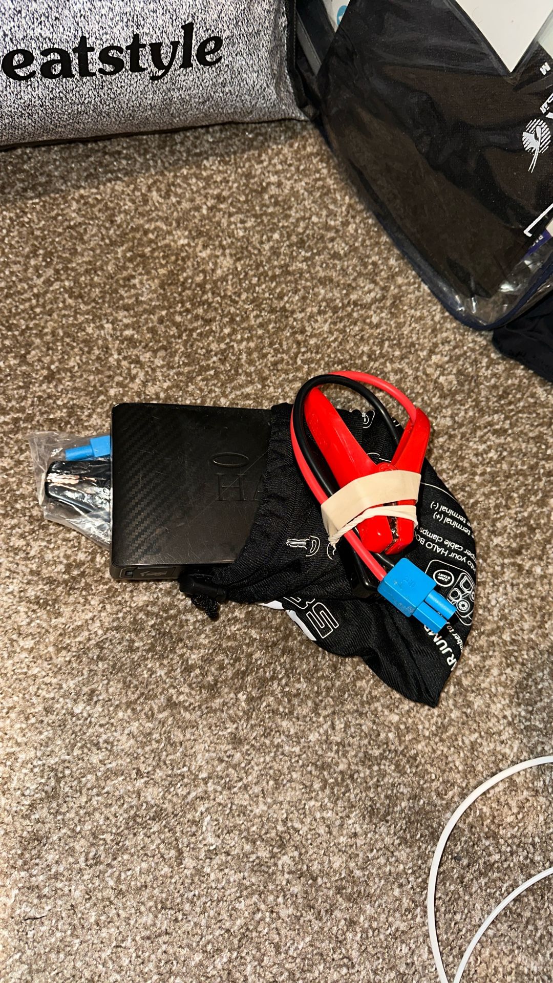 Halo Portable Battery/jump Starter For Car Trucks