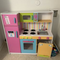 Toddler Kitchen 