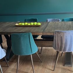 Oak Wood Expandable Dinning Table