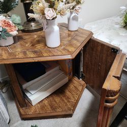 Night Stand/table
