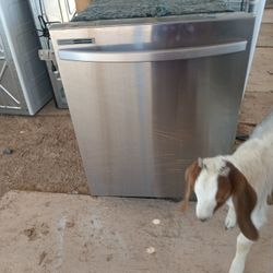 STAINLES STILL DISHWASHER