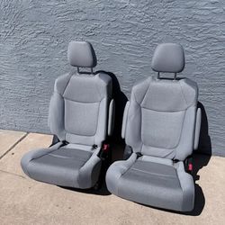 BRAND NEW GRAY CLOTH BUCKET SEATS 