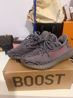 Yeezy boost v2