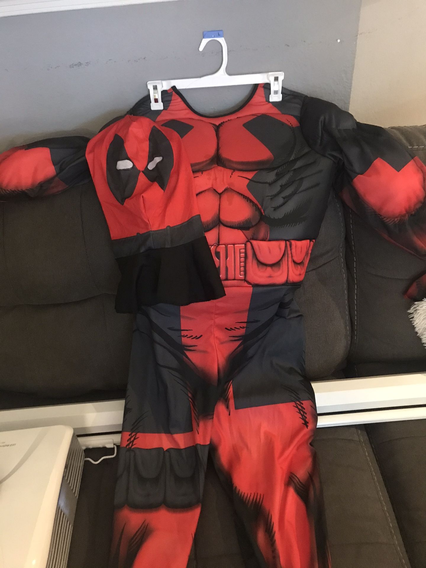 deadpool costume