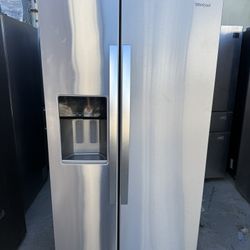 21 Cu Ft counter Depth Whirpool Refrigerator  Side By Side 
