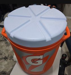 2 - 10 Gallon Gatorade Water Coolers $40 Each or 2 for $65
