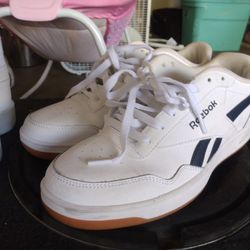 Reebok Size 9
