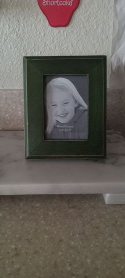 Green Wood Picture Frame 2.5x3.5