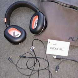 Plantronics Poly Voyager 8200 UC - Bluetooth - USB-A 3.5mm Compatible. Connects to Android, PC and Mac|Works with Teams, Zoom, Etc.