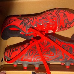 Soccer cleats