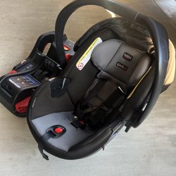 Britax B-safe Ultra Infant Car seat 