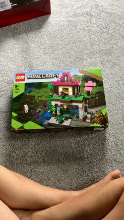 NEW LEGO 21183 Minecraft The Training Ground