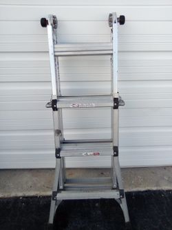 12ft Aluminum Adjustable Ladder ! Great If You Are Working Out Of  a Van Or Car