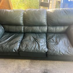 Couch Leather (Color Olive Green)