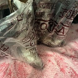 Like New Women’s Corral Boots 8.5 Snip Toe