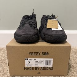 Yeezy 500 Utility Black