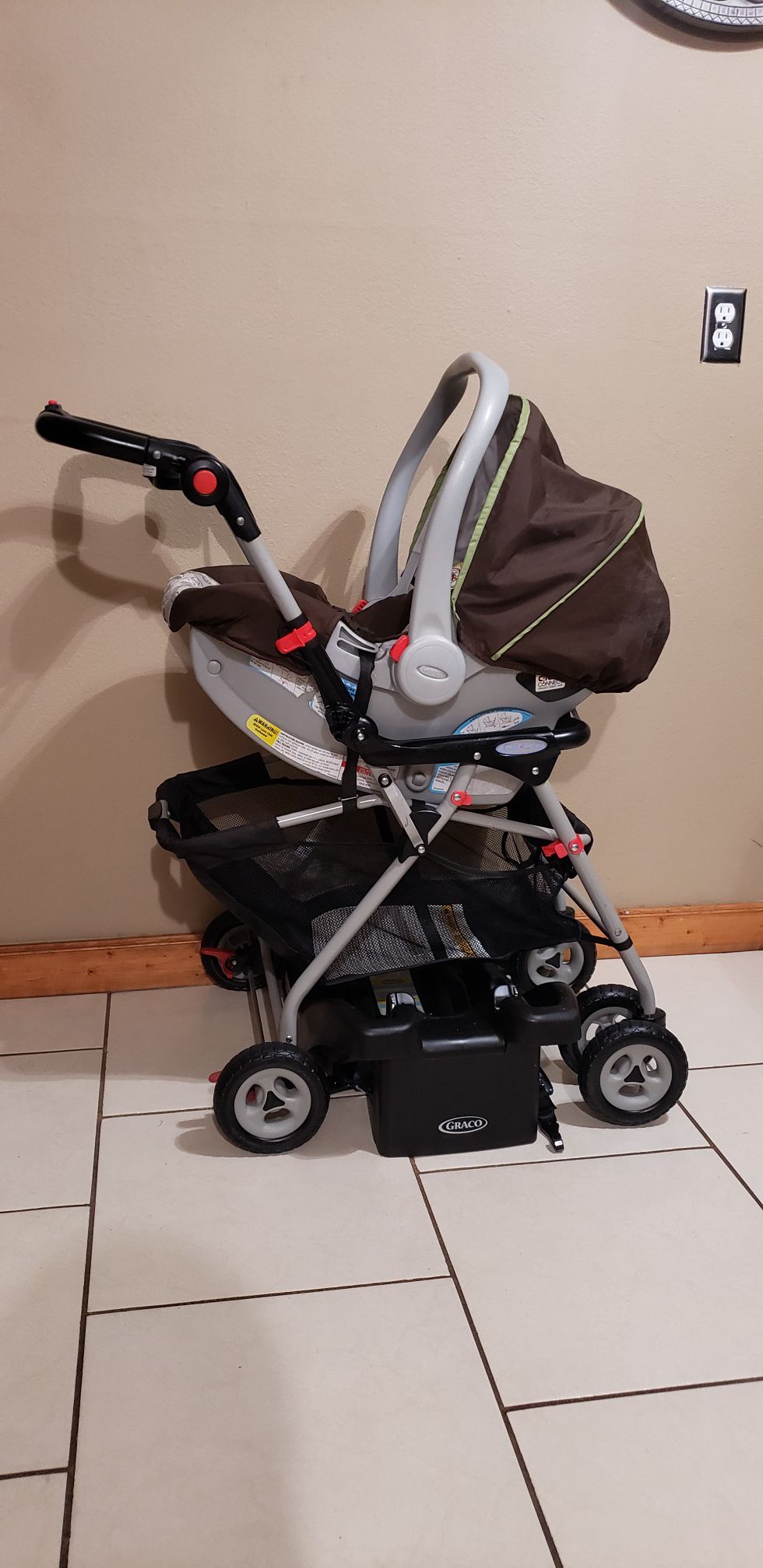 Graco click connect car seat & stroller with base