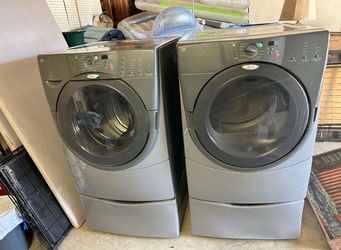 Whirlpool Duet Washer and Dryer Set