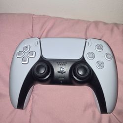 PlayStation 5 DualSense wireless controlle