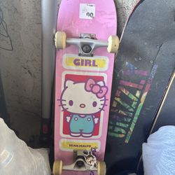 GIRL Skatebrand Skateboard. Hello Kitty. 