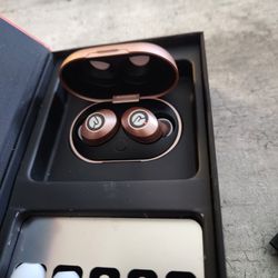 Raycon E25 True Wireless Earbuds -Premium Sound