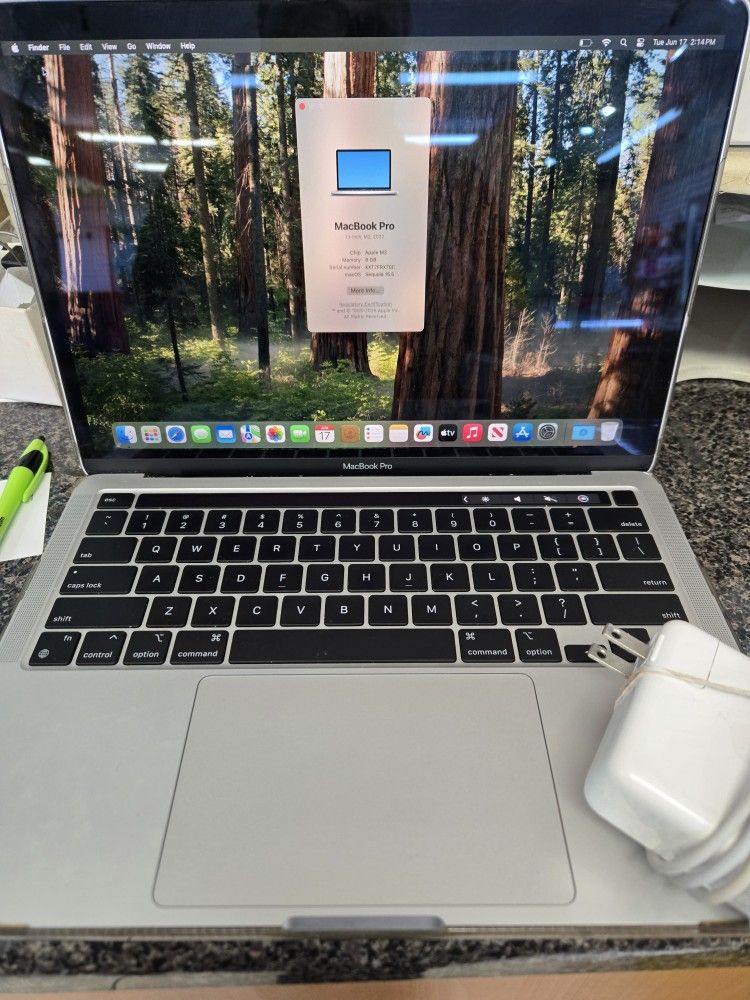 Apple MacBook Pro M2 Chip (A2338)