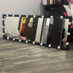 Vanity mirror