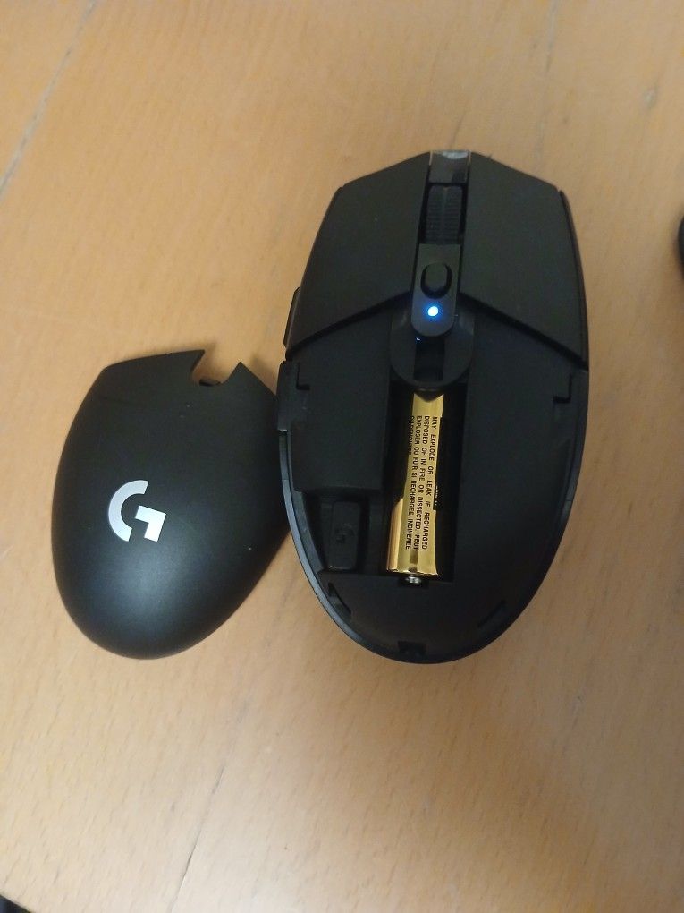 Logitech G305 Mouse
