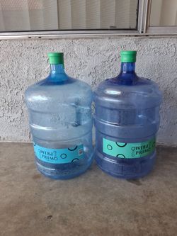 2 BOTLE WATER