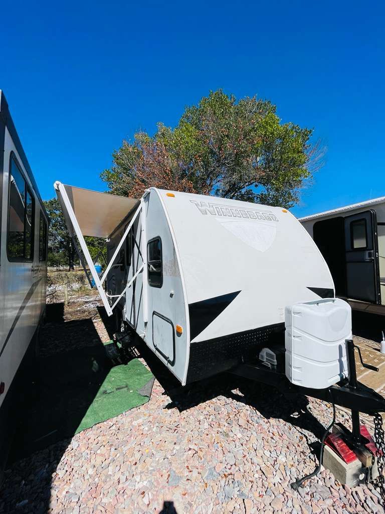 2015 Winnebago Rv Camper Traila