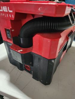 Milwaukee M18 FUEL 2.5 Gallon Wet/Dry Vacuum w/ PACKOUT Compatibility 0970-20