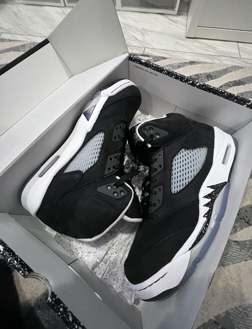 Jordan 5 Moonlight