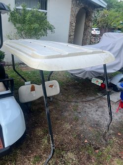 Extended roof golf cart