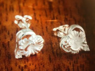 Silver heart hibiscus cz earrings